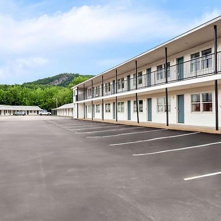 Rodeway Inn Gorham Exterior foto